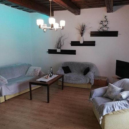 Apartman Lucky 5 Izbovy Rodinny Dom المظهر الخارجي الصورة