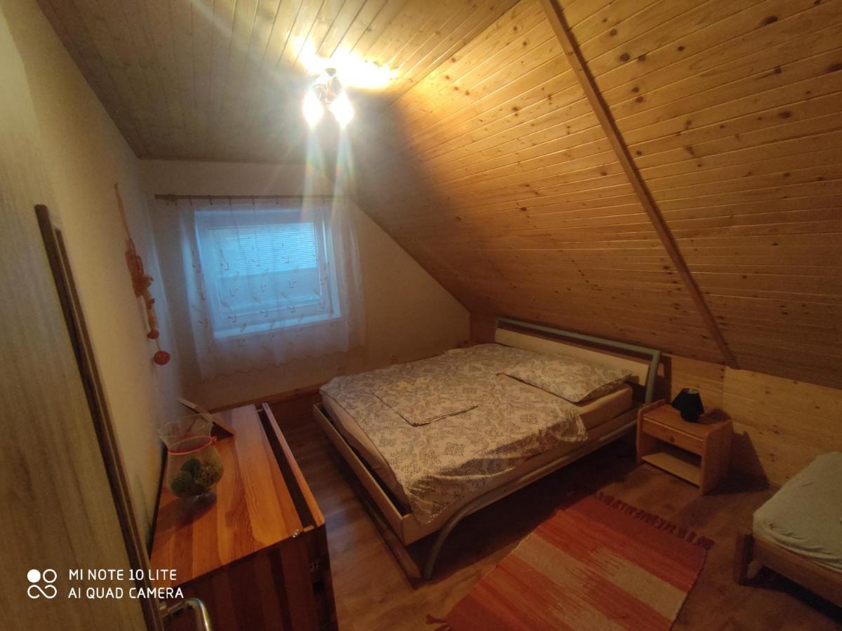 Apartman Lucky 5 Izbovy Rodinny Dom المظهر الخارجي الصورة