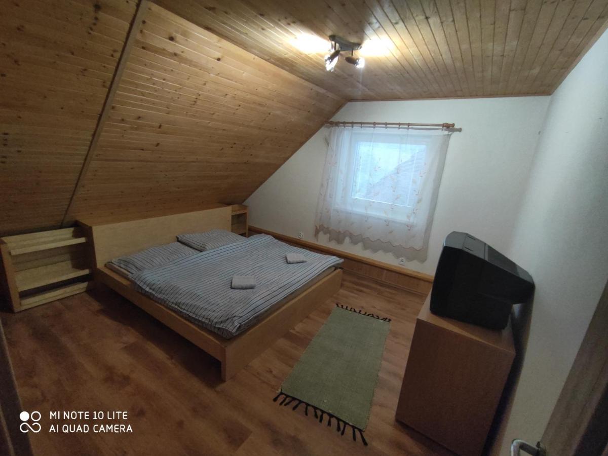 Apartman Lucky 5 Izbovy Rodinny Dom المظهر الخارجي الصورة