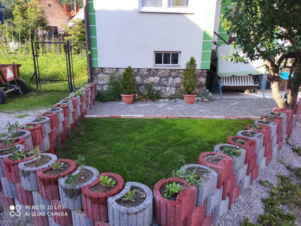 Apartman Lucky 5 Izbovy Rodinny Dom المظهر الخارجي الصورة