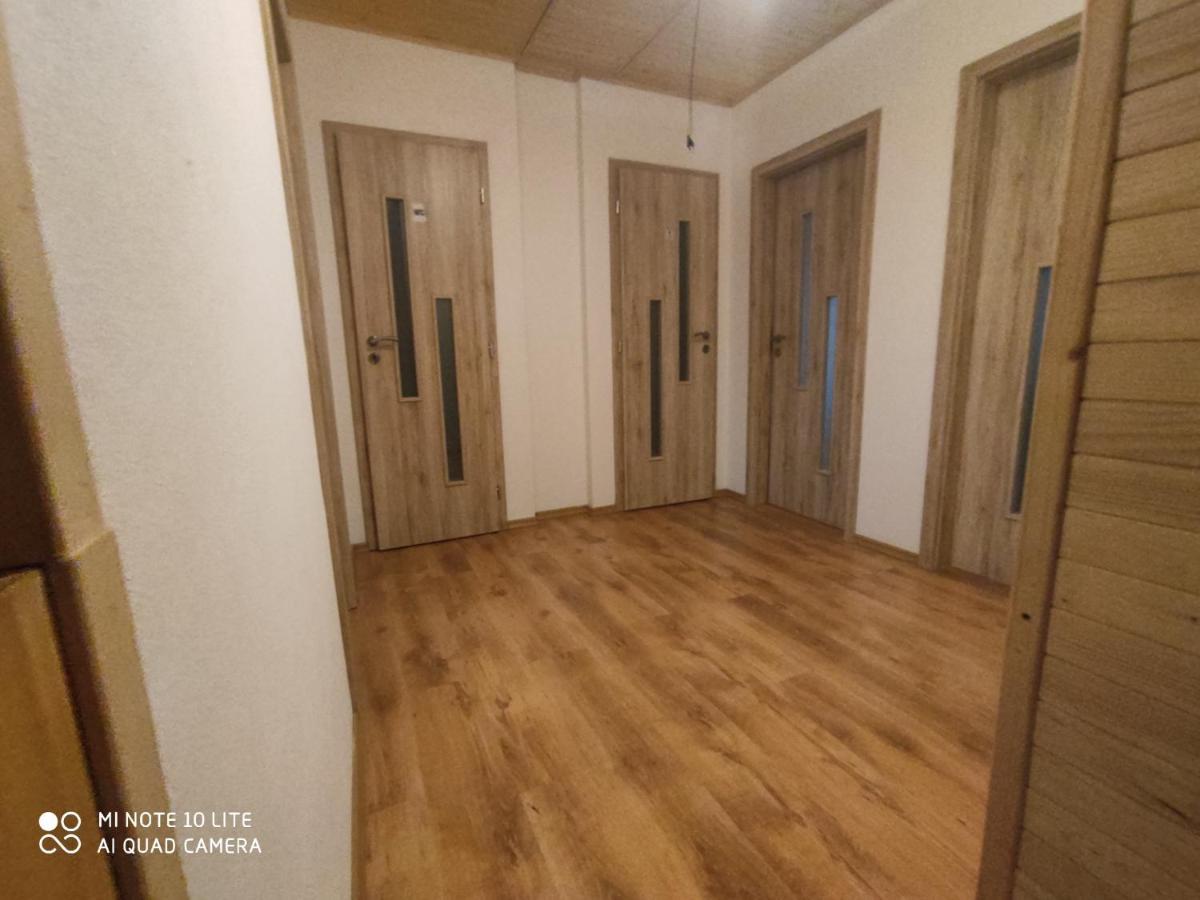 Apartman Lucky 5 Izbovy Rodinny Dom المظهر الخارجي الصورة