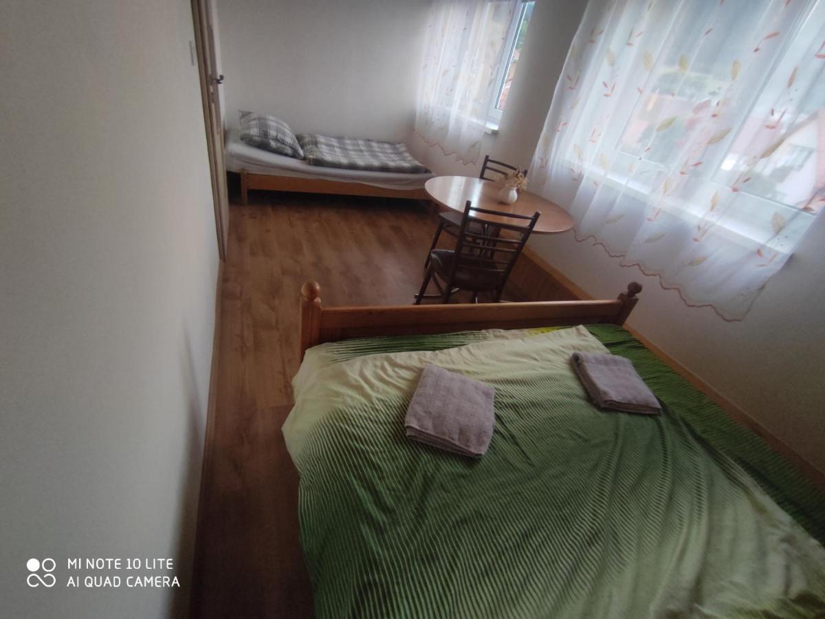 Apartman Lucky 5 Izbovy Rodinny Dom المظهر الخارجي الصورة
