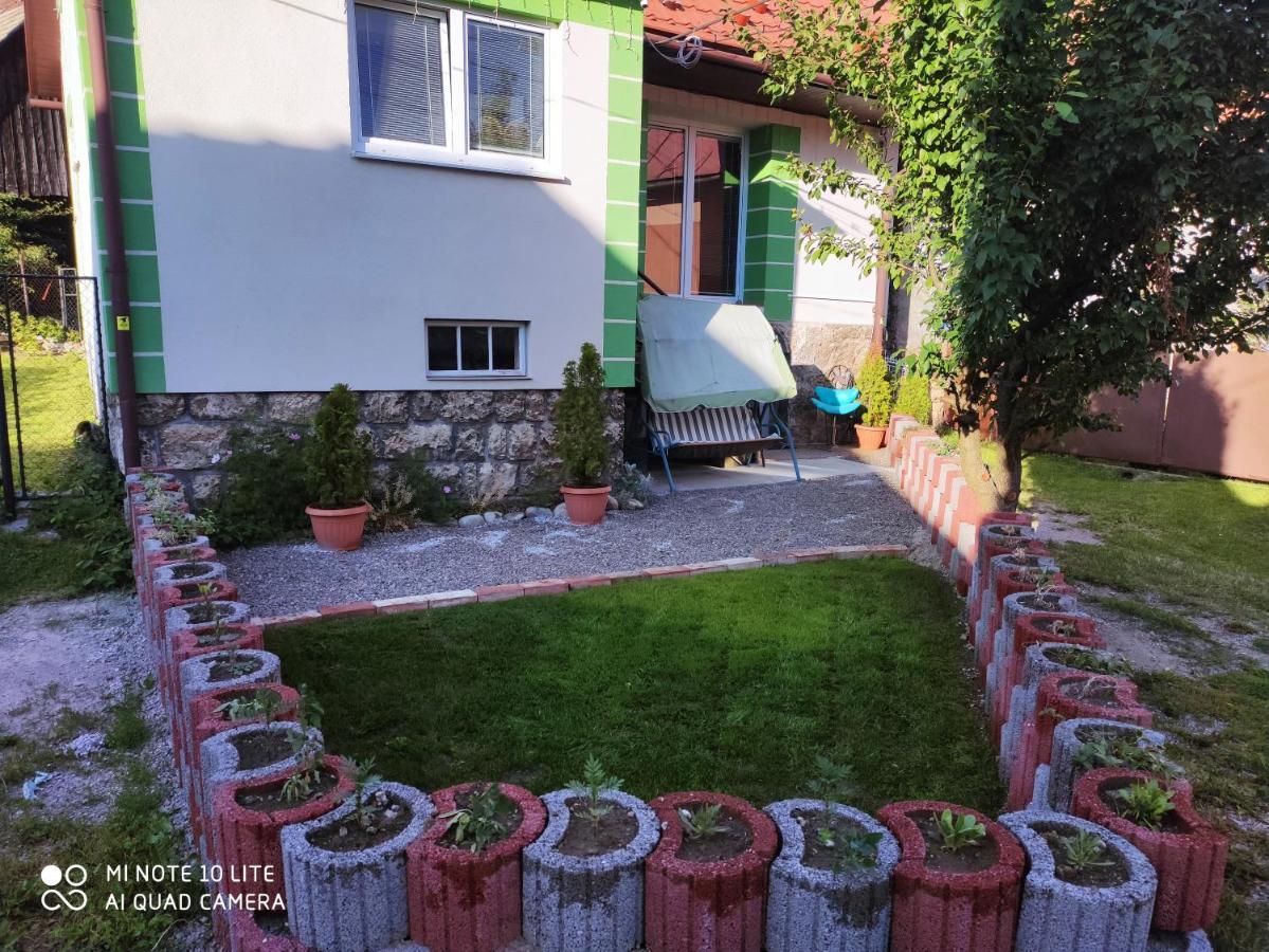 Apartman Lucky 5 Izbovy Rodinny Dom المظهر الخارجي الصورة